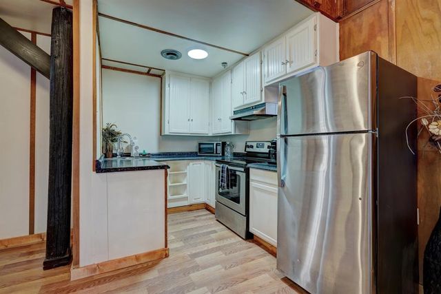 19518 S Dobbs Road, Newalla, OK 74857