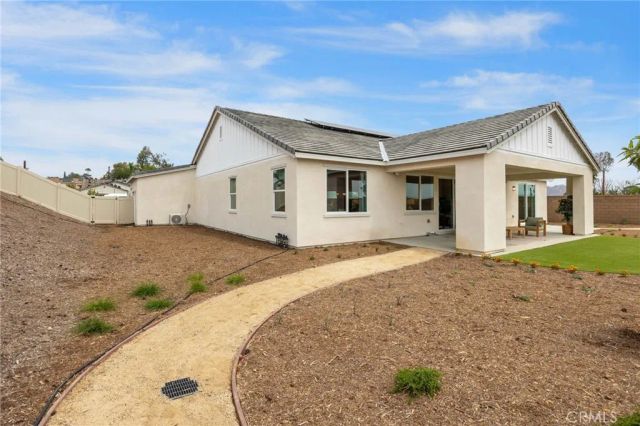5888 Saddlehorn Lane, Jurupa Valley, CA 92509