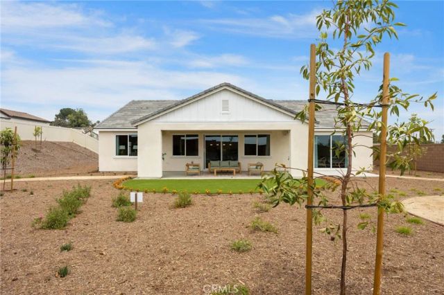 5888 Saddlehorn Lane, Jurupa Valley, CA 92509