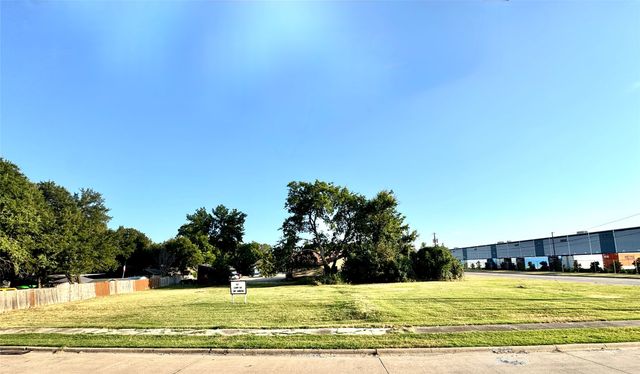 3740 Bayside Street, Dallas, TX 75212