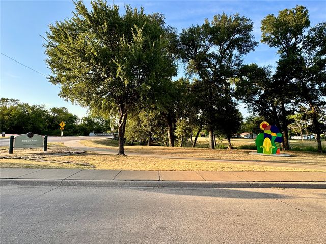 3740 Bayside Street, Dallas, TX 75212