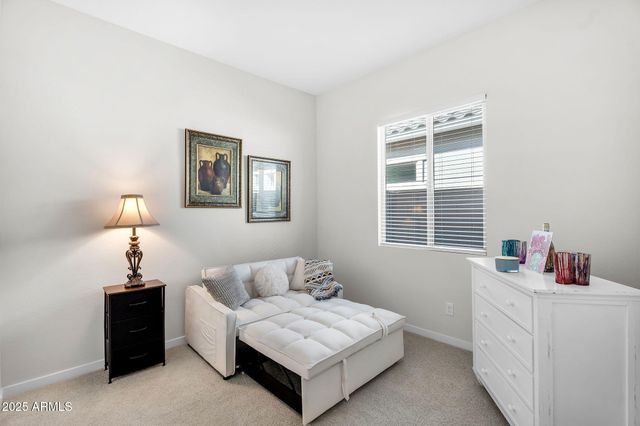 866 W FLATIRON Trail W, Apache Junction, AZ 85120