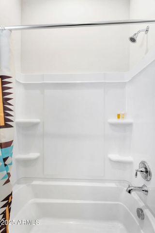 866 W FLATIRON Trail W, Apache Junction, AZ 85120