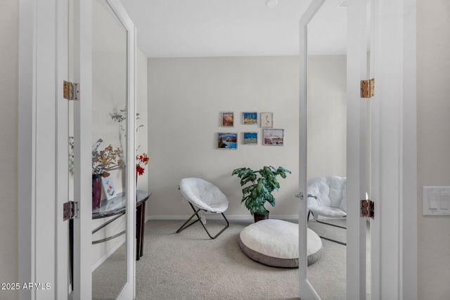 866 W FLATIRON Trail W, Apache Junction, AZ 85120