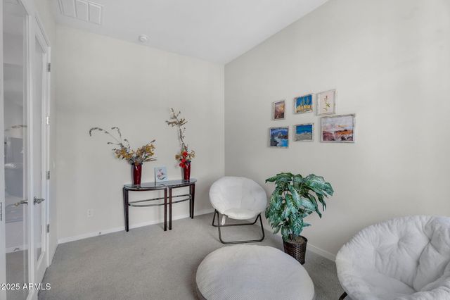 866 W FLATIRON Trail W, Apache Junction, AZ 85120