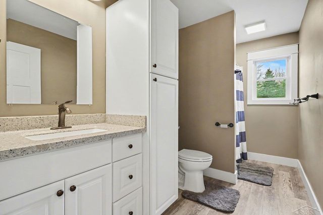 2148 E Wheeler Road, Bay City, MI 48706