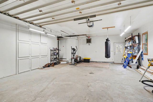 2148 E Wheeler Road, Bay City, MI 48706