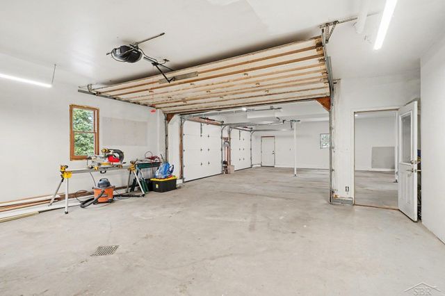 2148 E Wheeler Road, Bay City, MI 48706