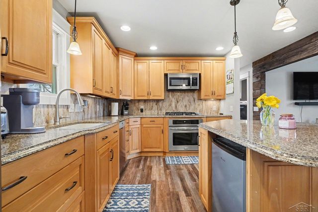 2148 E Wheeler Road, Bay City, MI 48706