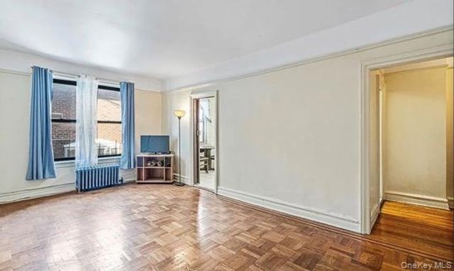 15517 Sanford Avenue 2E, Flushing, NY 11355