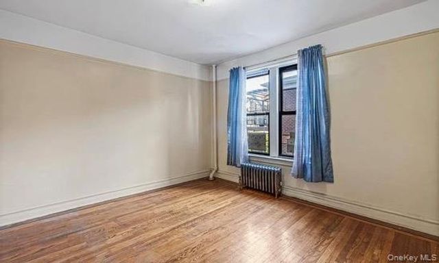 15517 Sanford Avenue 2E, Flushing, NY 11355