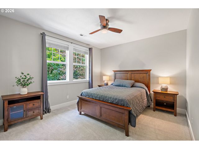 9223 Nw FINZER Ct, Portland, OR 97229