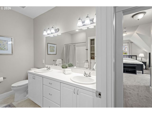 9223 Nw FINZER Ct, Portland, OR 97229