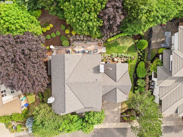 9223 Nw FINZER Ct, Portland, OR 97229