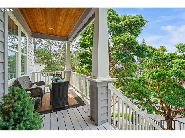 9223 Nw FINZER Ct, Portland, OR 97229