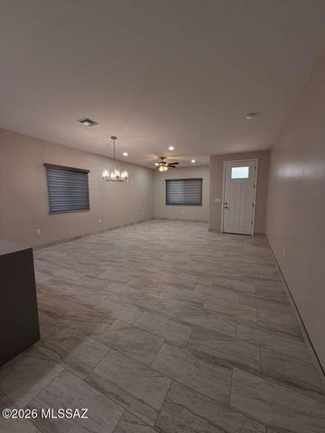 55 Calle Etopia, Rio Rico, AZ 85648