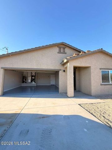 55 Calle Etopia, Rio Rico, AZ 85648