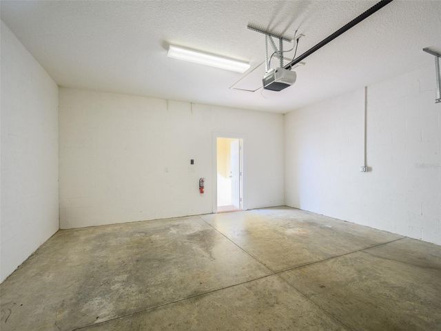 1300 SEBURN ROAD, Apopka, FL 32703