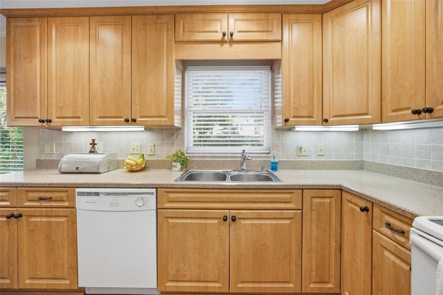 1705 NE 5TH STREET, Ocala, FL 34470