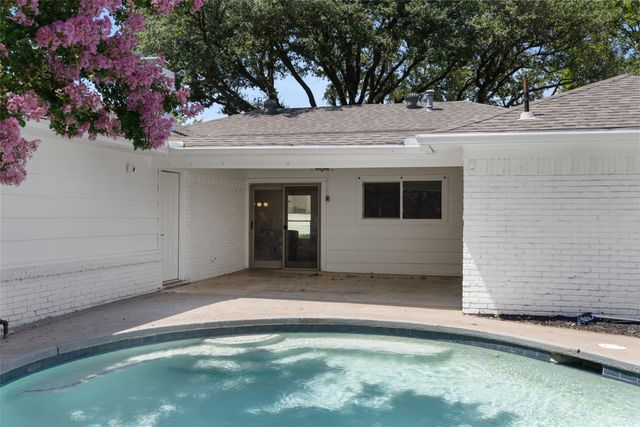 1325 Melrose Drive, Richardson, TX 75080