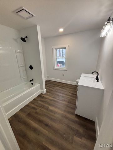 2919 East Brutus Street Road, Brutus, NY 13166