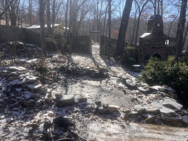 150 Oaks Road, Eucha, OK 74342