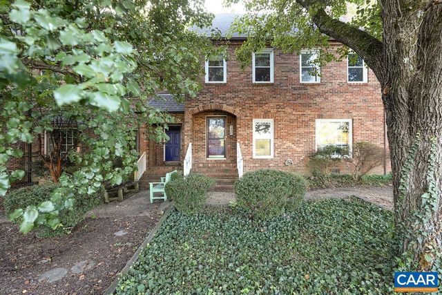 136 BRANDYWINE CT, Charlottesville, VA 22901