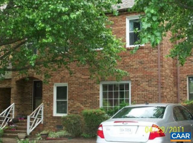 136 BRANDYWINE CT, Charlottesville, VA 22901