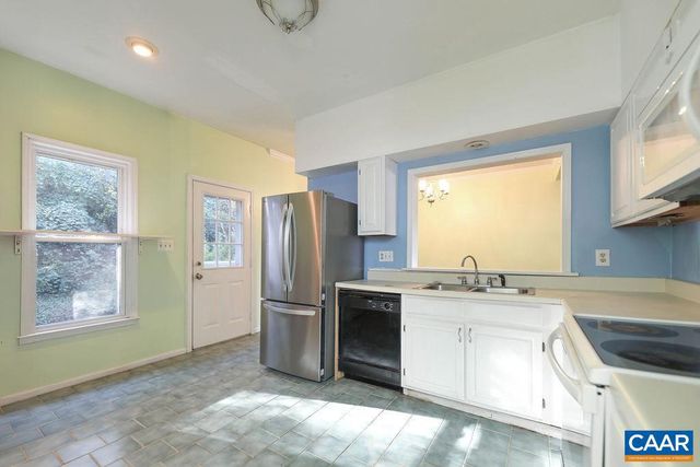 136 BRANDYWINE CT, Charlottesville, VA 22901