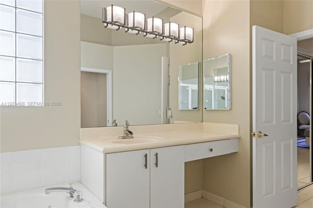 15379 Fiorenza Cir, Delray Beach, FL 33446