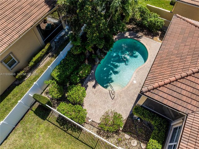 15379 Fiorenza Cir, Delray Beach, FL 33446