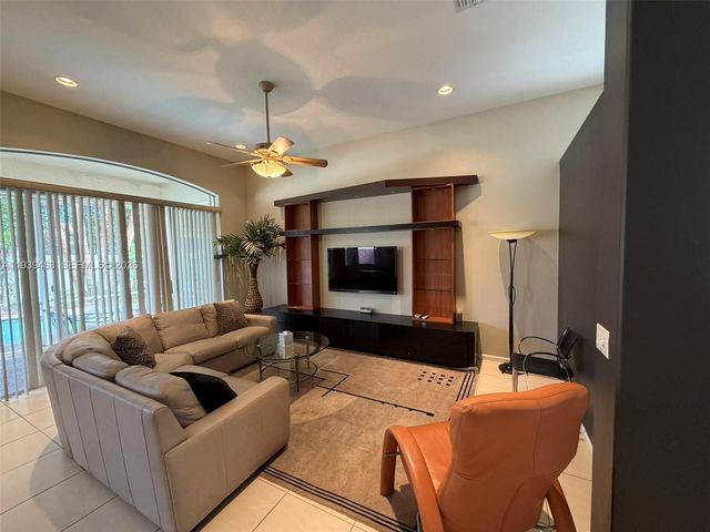 15379 Fiorenza Cir, Delray Beach, FL 33446