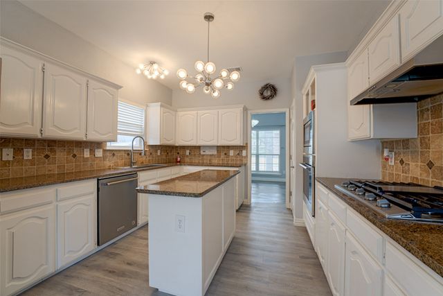 4005 Baywatch Drive, Rowlett, TX 75088