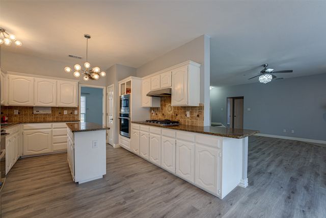 4005 Baywatch Drive, Rowlett, TX 75088
