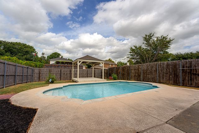 4005 Baywatch Drive, Rowlett, TX 75088