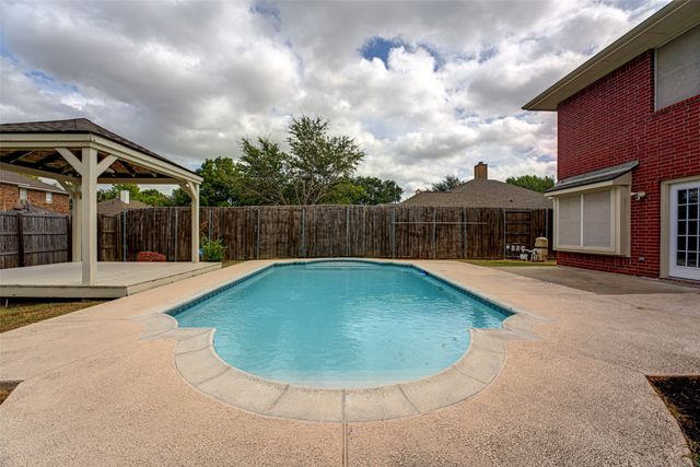 4005 Baywatch Drive, Rowlett, TX 75088