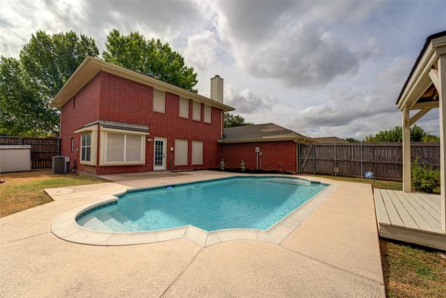 4005 Baywatch Drive, Rowlett, TX 75088