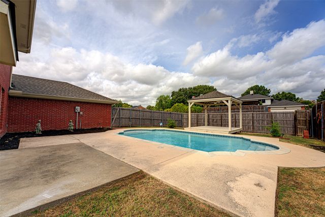 4005 Baywatch Drive, Rowlett, TX 75088