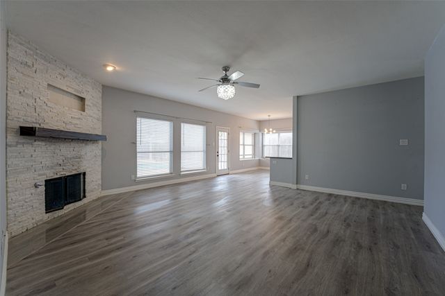 4005 Baywatch Drive, Rowlett, TX 75088
