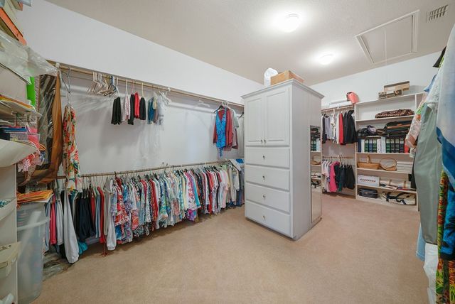 305 Lakewood Dr, Kerrville, TX 78028