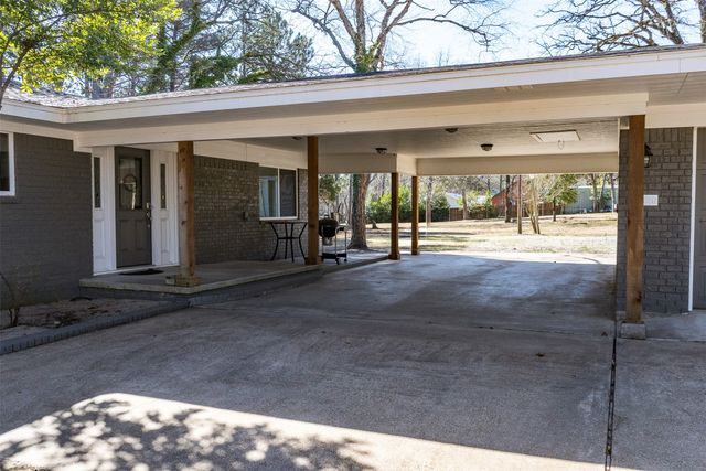 8014 Blue Bird Lane, Athens, TX 75752