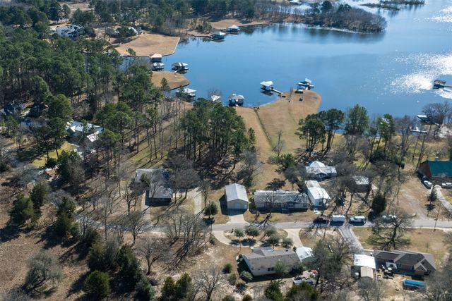 8014 Blue Bird Lane, Athens, TX 75752