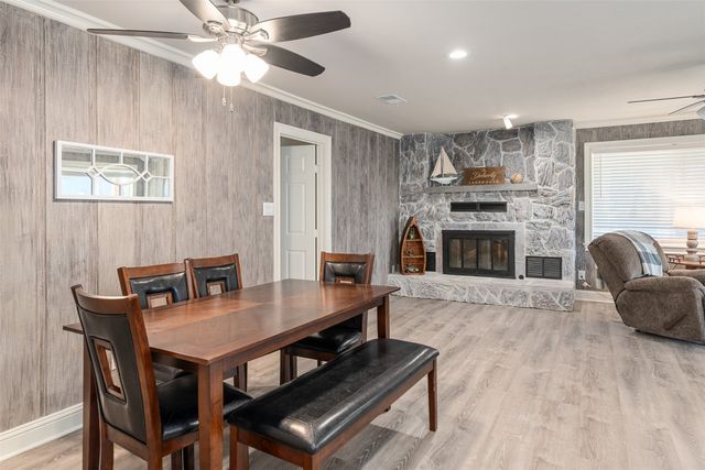 8014 Blue Bird Lane, Athens, TX 75752