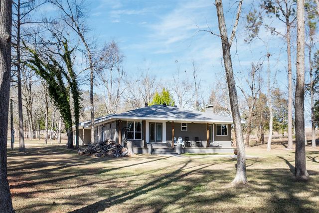 8014 Blue Bird Lane, Athens, TX 75752