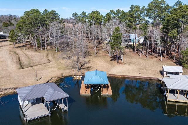 8014 Blue Bird Lane, Athens, TX 75752