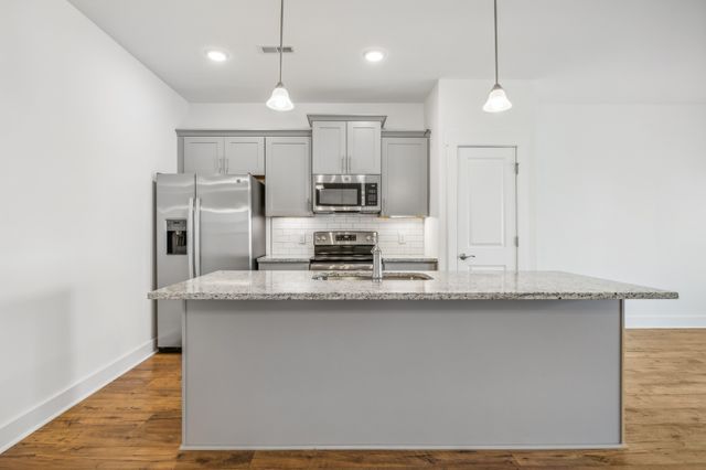 7031 Gracious Dr, Franklin, TN 37064