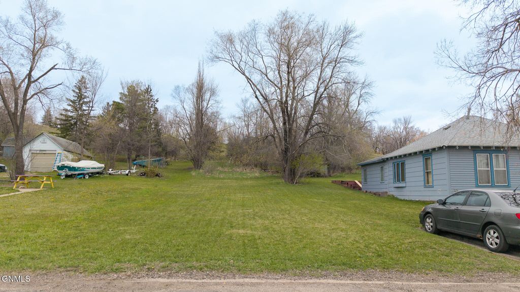 710 & 720 5th Street NW, Valley City, ND 58072 photo 19