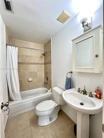 3158 Carter Street, Miami, FL 33133