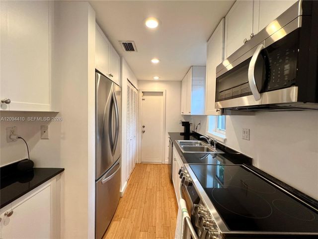 3158 Carter Street, Miami, FL 33133