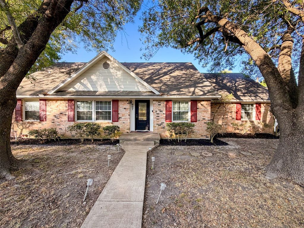 407 John Arden Drive, Waxahachie, TX 75165 — exterior